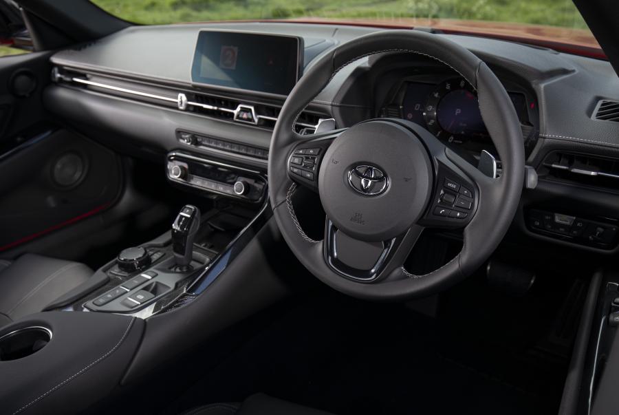 Интерьер Toyota GR Supra (A90) 2019 года  (UK) (фото 29 из 91)